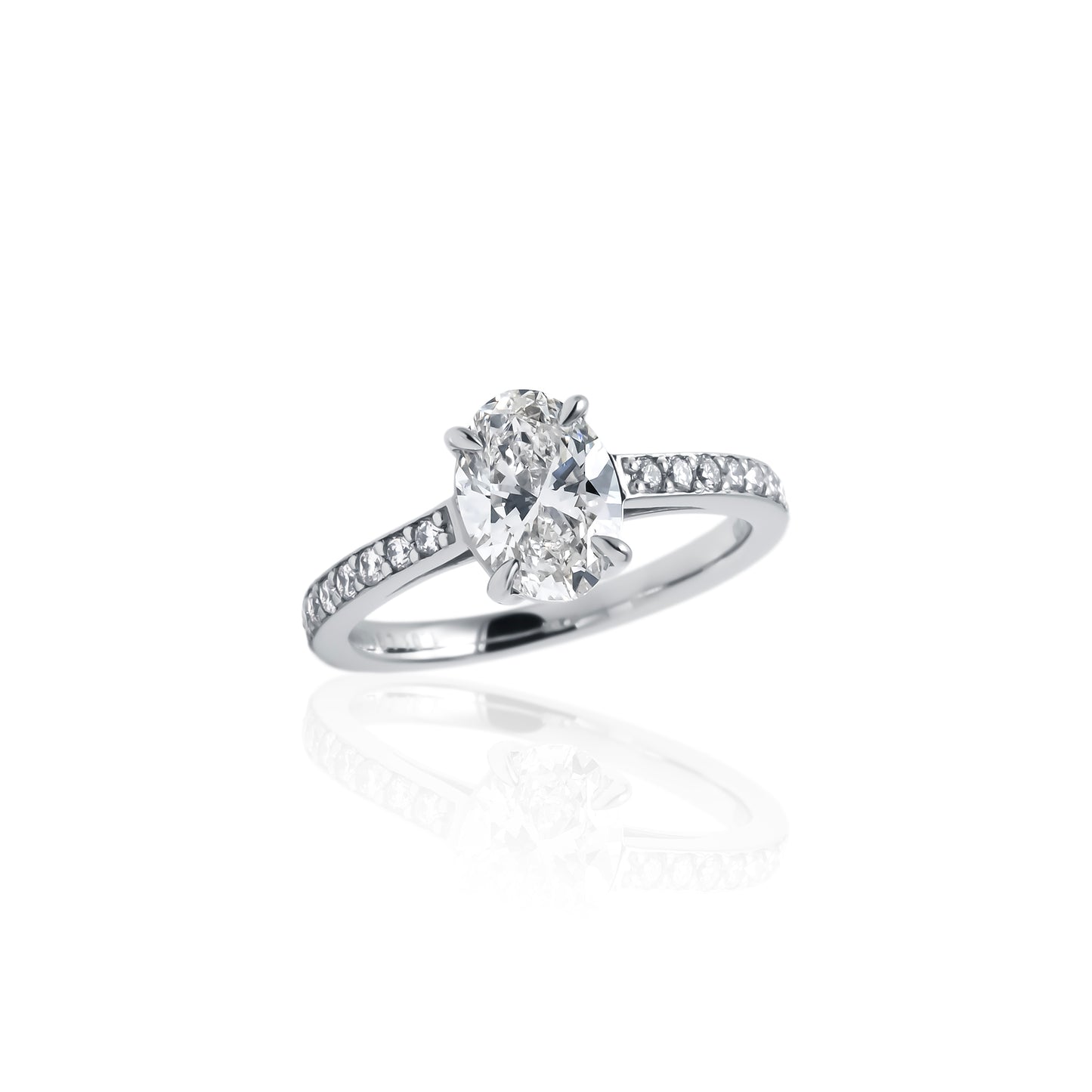 オーバルリング １ct/１line ハーフエタニティ