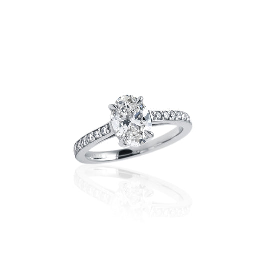 オーバルリング １ct/１line ハーフエタニティ