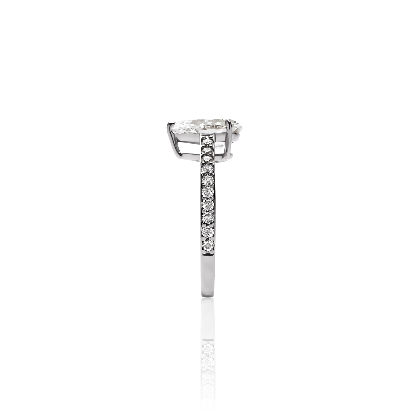 ペアシェイプリング １ct/１line ハーフエタニティ
