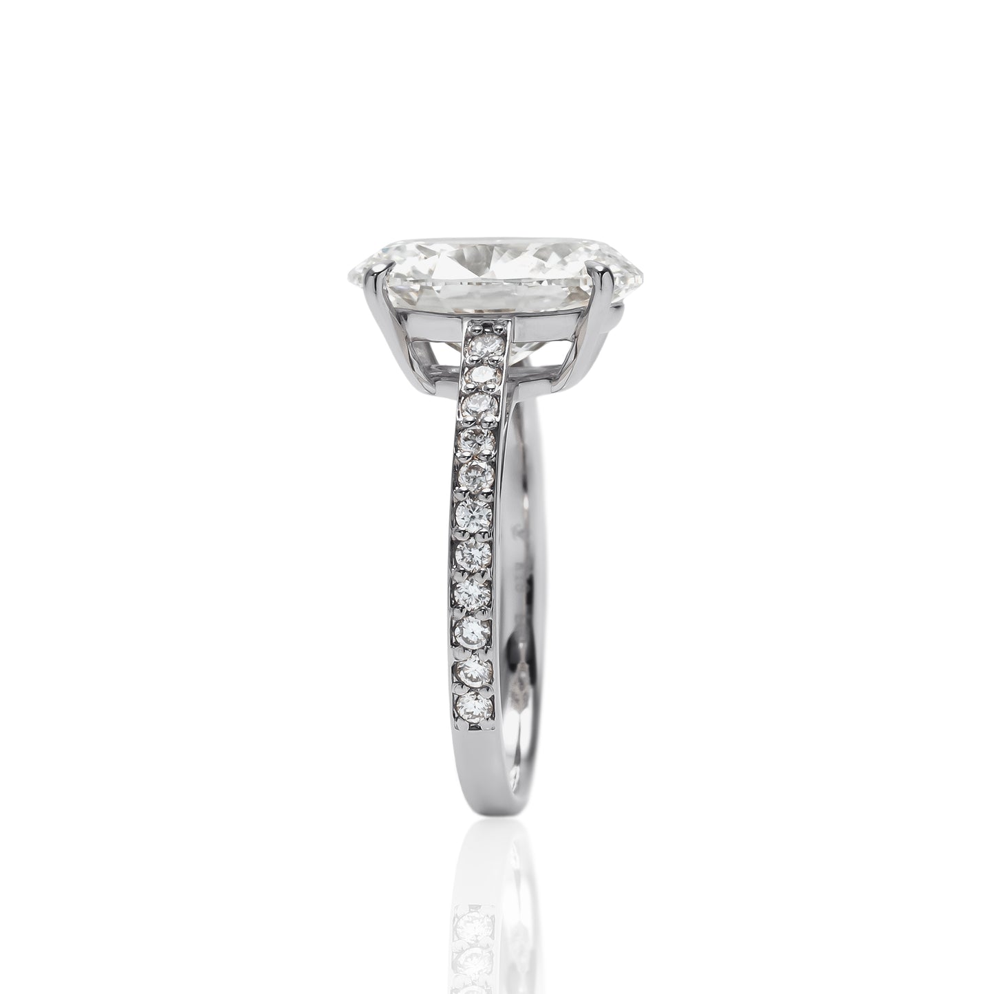 ３ctオーバルリング / ハーフエタニティ