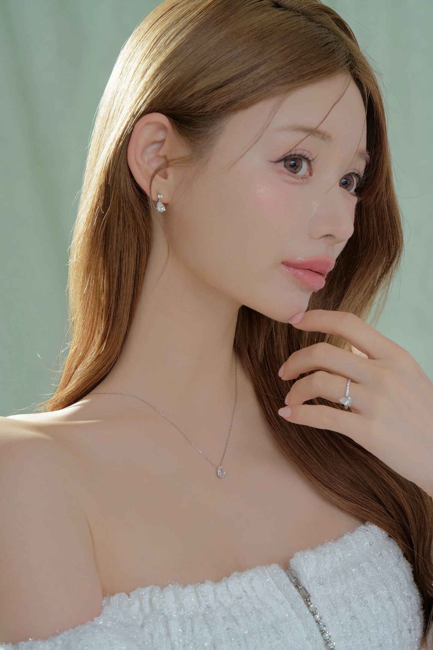 ペアシェイプピアス／１ctダイヤモンド（トータル２ct）