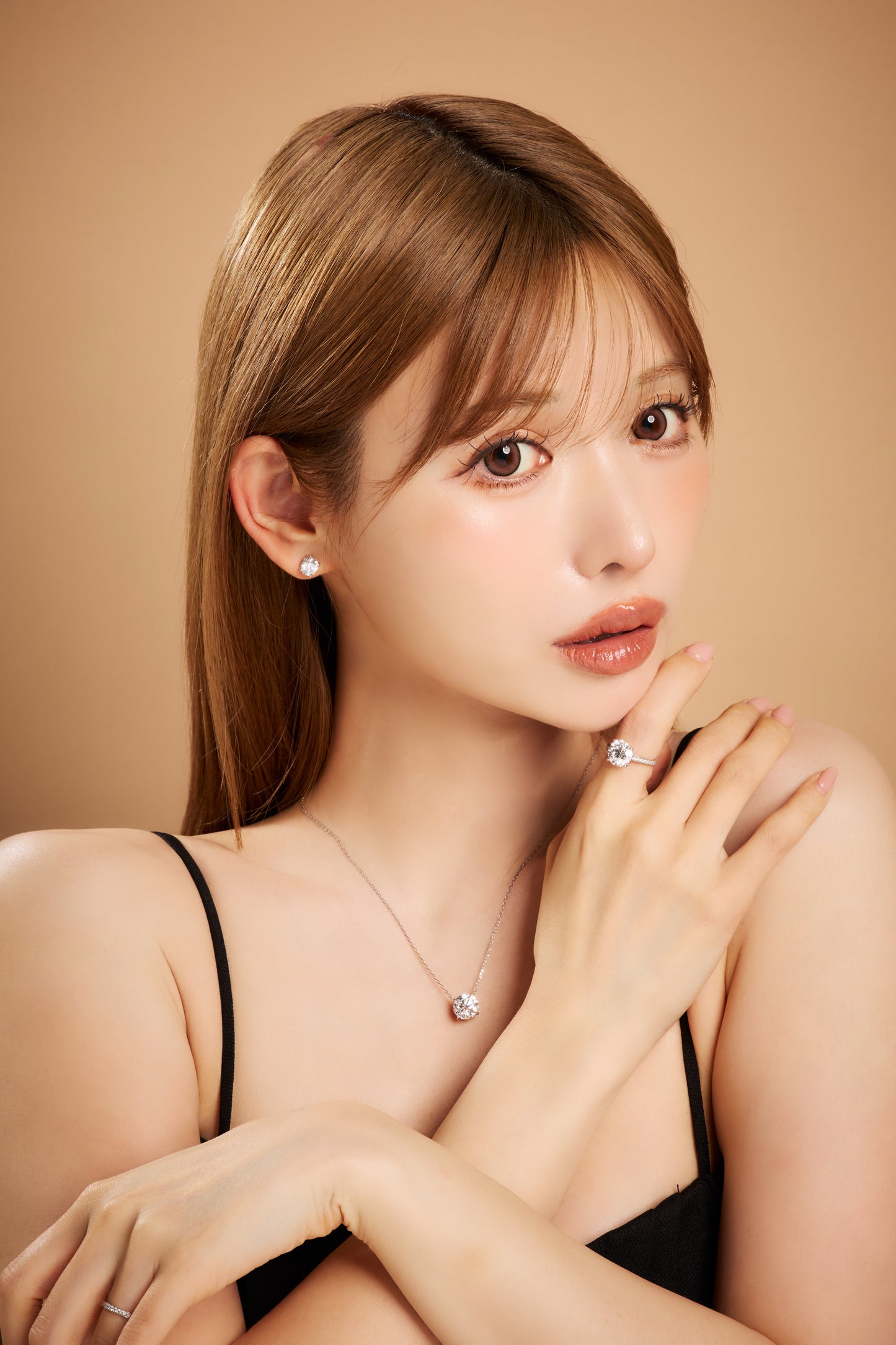 ３ctダイヤモンド／ラウンドネックレス