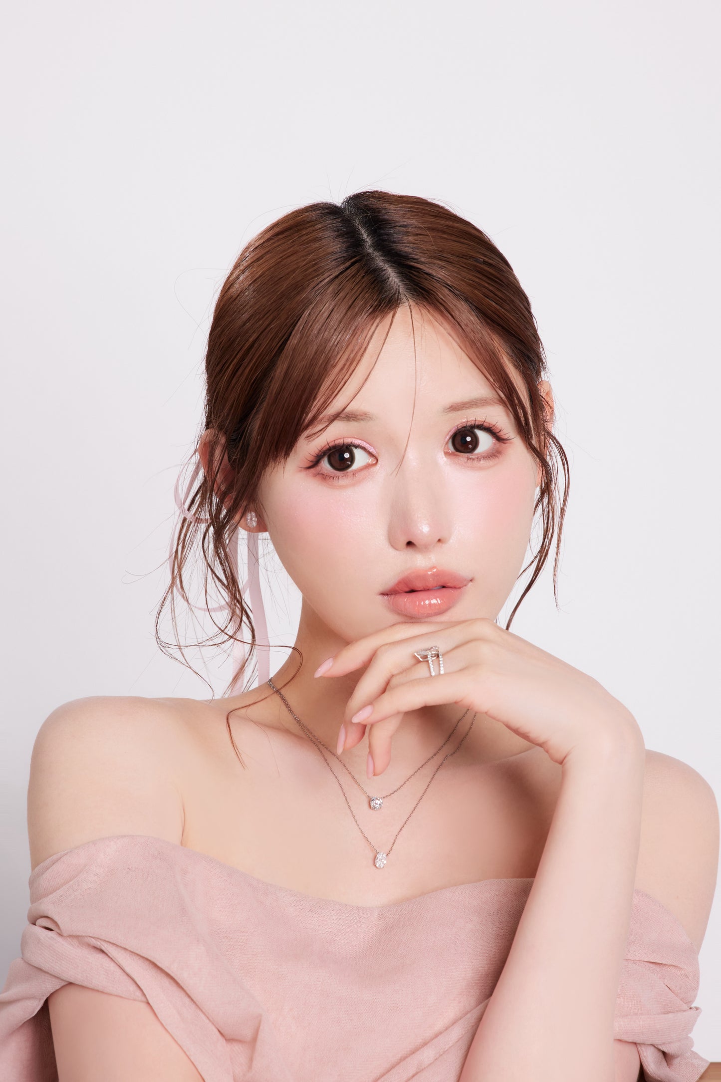 オーバルピアス／１ctダイヤモンド（トータル２ct）