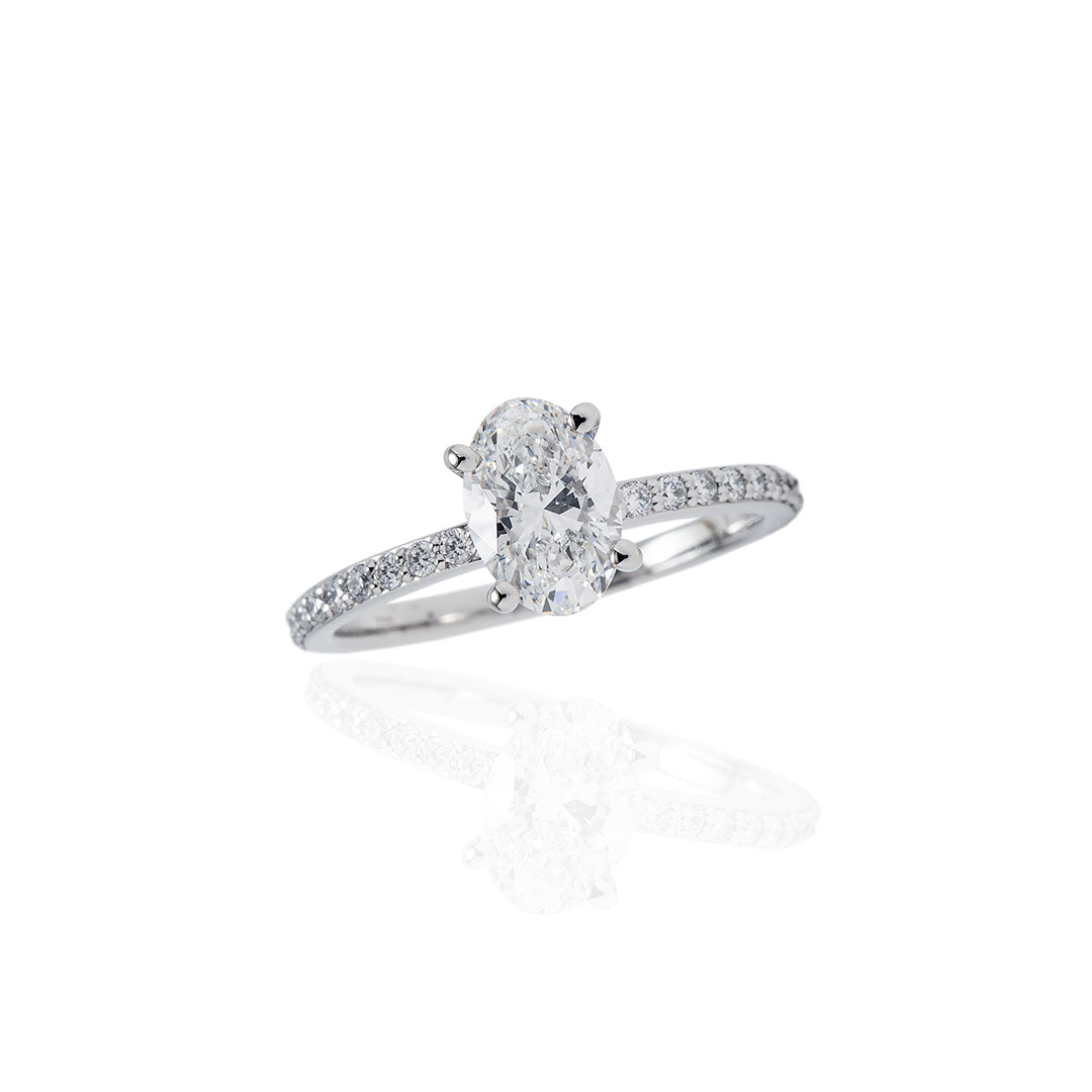 オーバルリング １ct/１line ハーフエタニティ