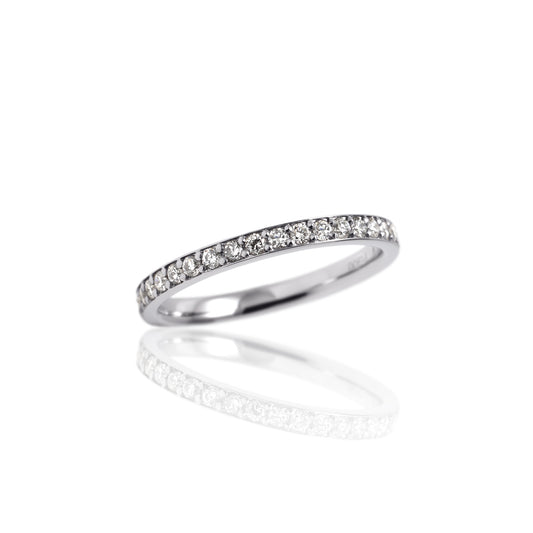 ハーフエタニティリング